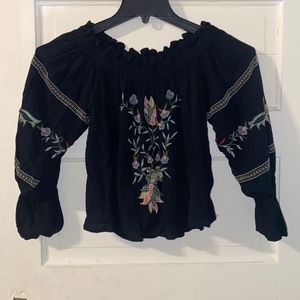 American Eagle off the shoulder top